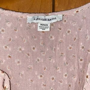 American eagle light pink M top
